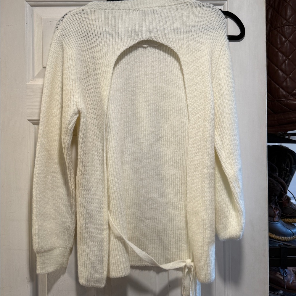 SHEIN Ivory Ribbed Crew Neck Sweater - Picture 3 of 3